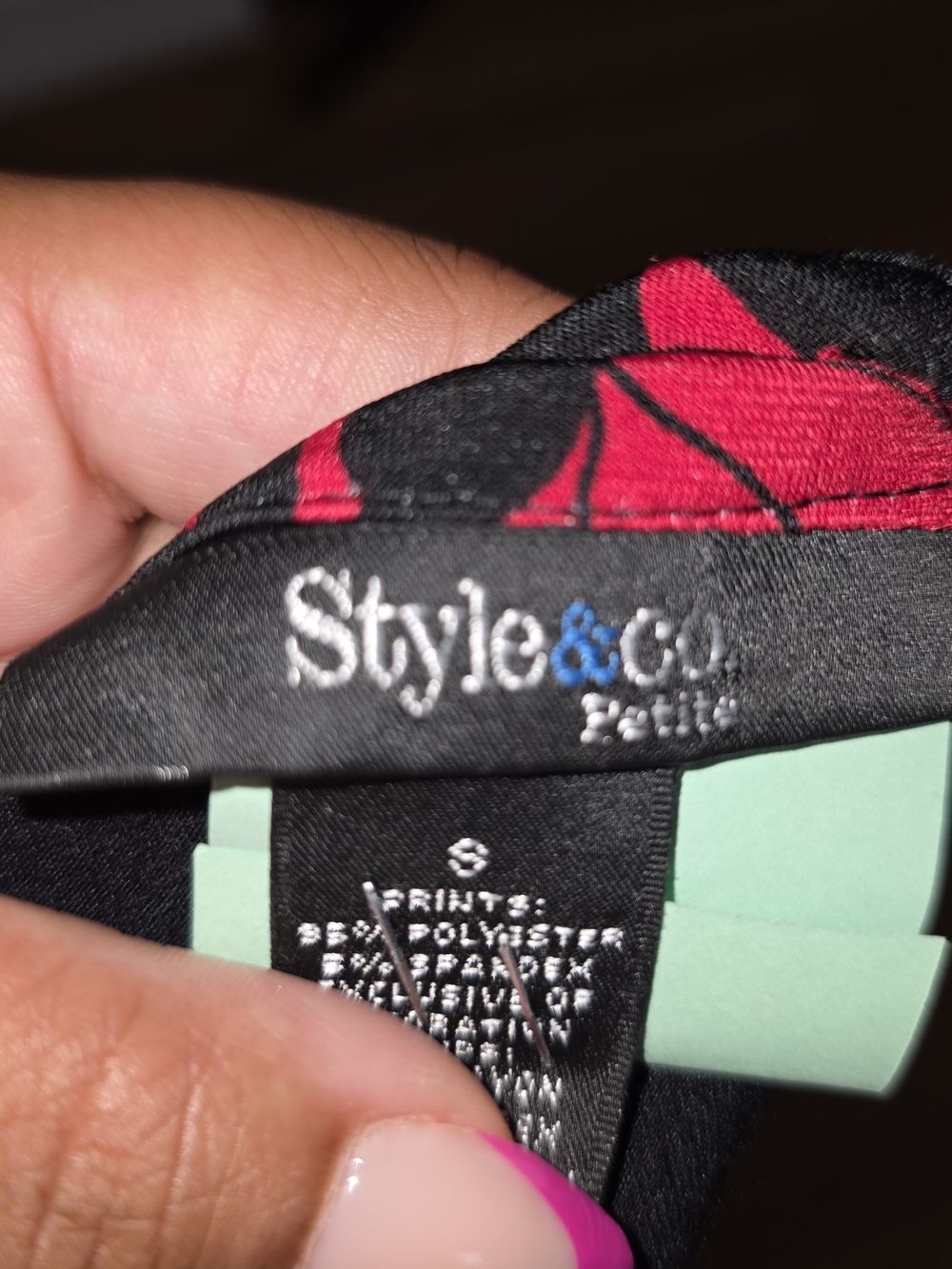 ☆Style & Co. Black Long Sleeve Top with Red Floral Bib☆ - Picture 4 of 4
